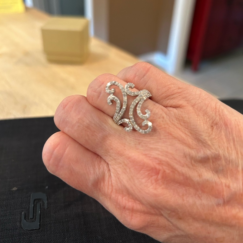 JTV White Diamond Swirl Ring - Picture 6 of 7